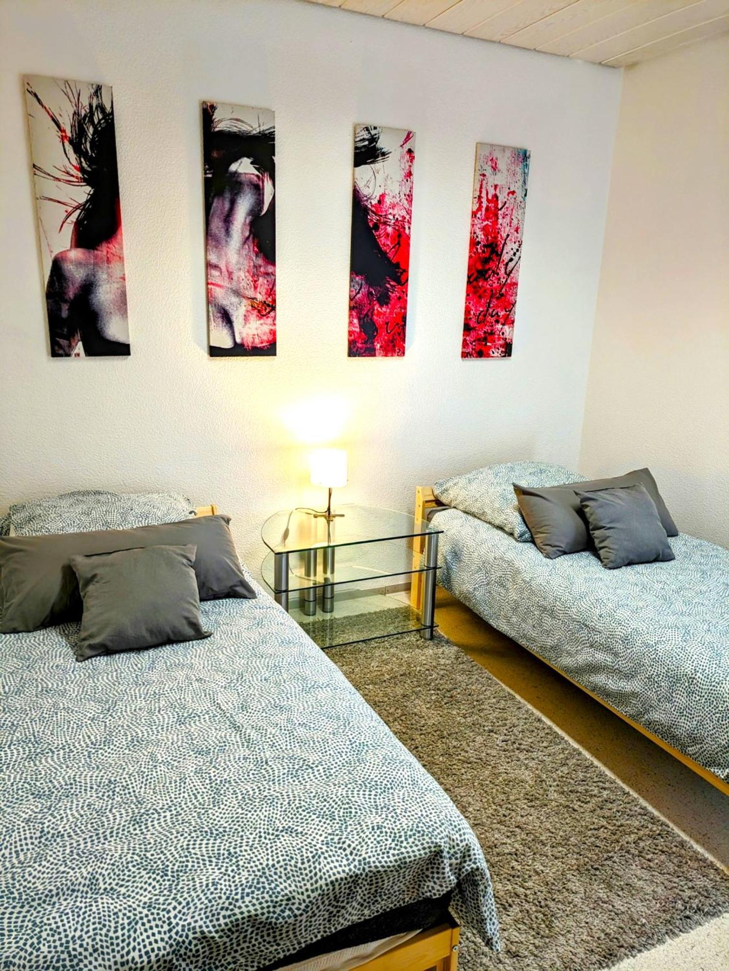 4 Zimmer Geraeumige Und Ruhig Gelegene Ferien- Und Monteurwohnung Nur Fuer Sie Allein Aujvari Vermietungen Spiegelberg Екстер'єр фото