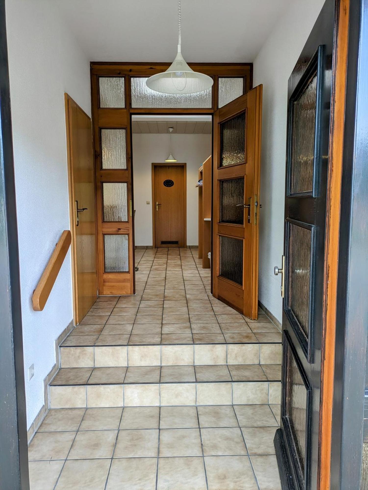 4 Zimmer Geraeumige Und Ruhig Gelegene Ferien- Und Monteurwohnung Nur Fuer Sie Allein Aujvari Vermietungen Spiegelberg Екстер'єр фото
